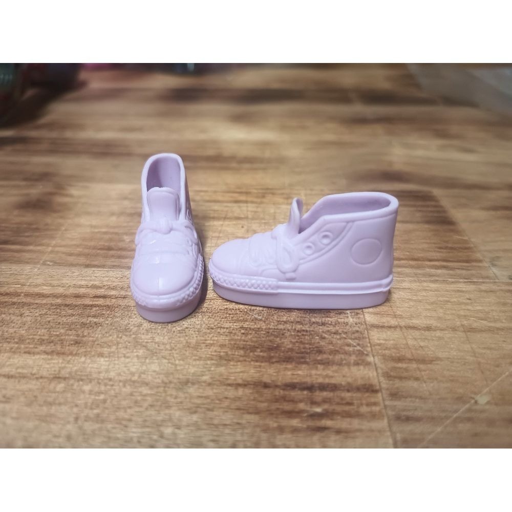 BARBIE DOLL SISTER TEEN SKIPPER LIGHT‎ PURPLE TENNIS SHOES